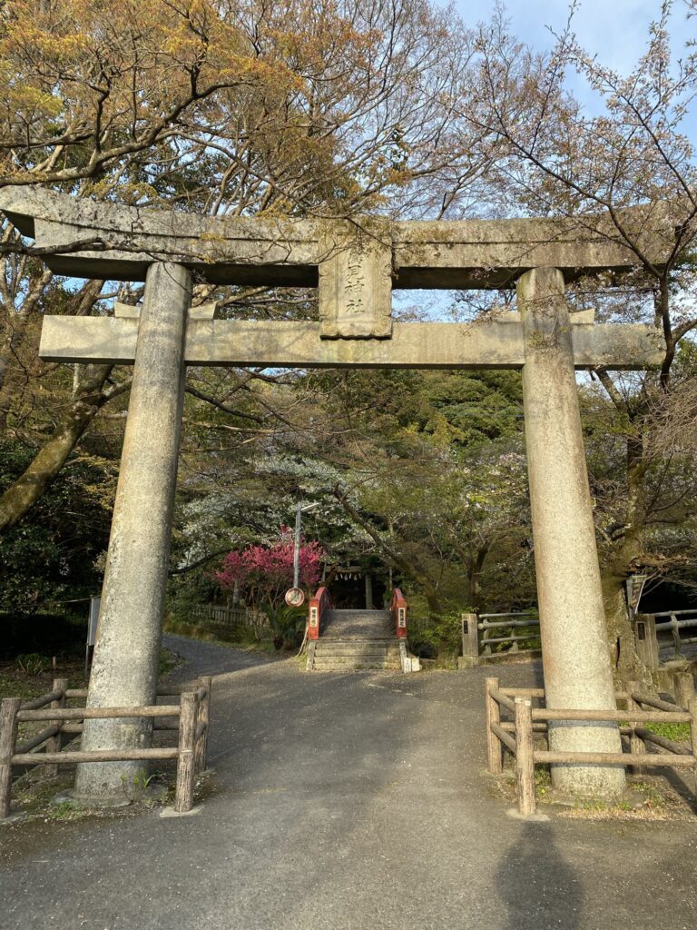 2025年4月7日　鷹見神社にて個人清掃の記録