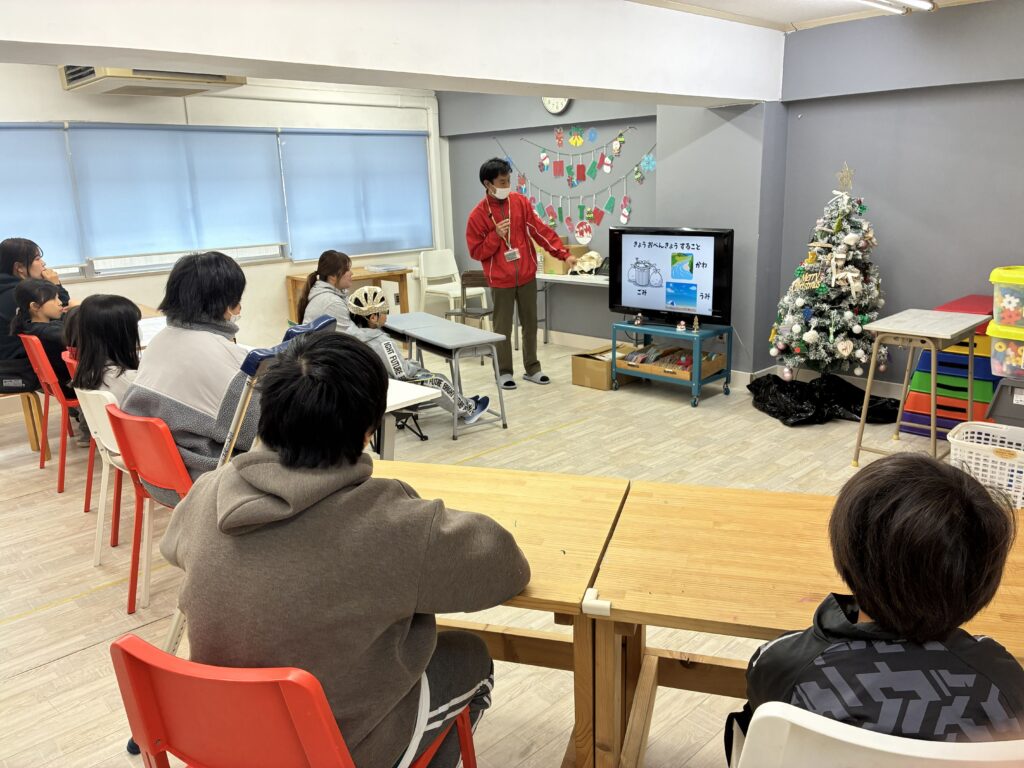 ２０２５年１１月２２日　LAZOVivace（放課後デイサービス）と、タカミヤ環境ミュージアム（北九州市）との連携して環境学習教育の風景