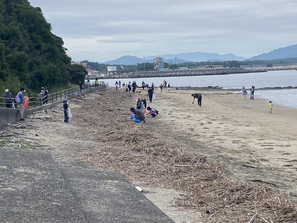 ２０２５年９月２８日　われら海岸探偵団の柏原海岸での海岸清掃活動記録③