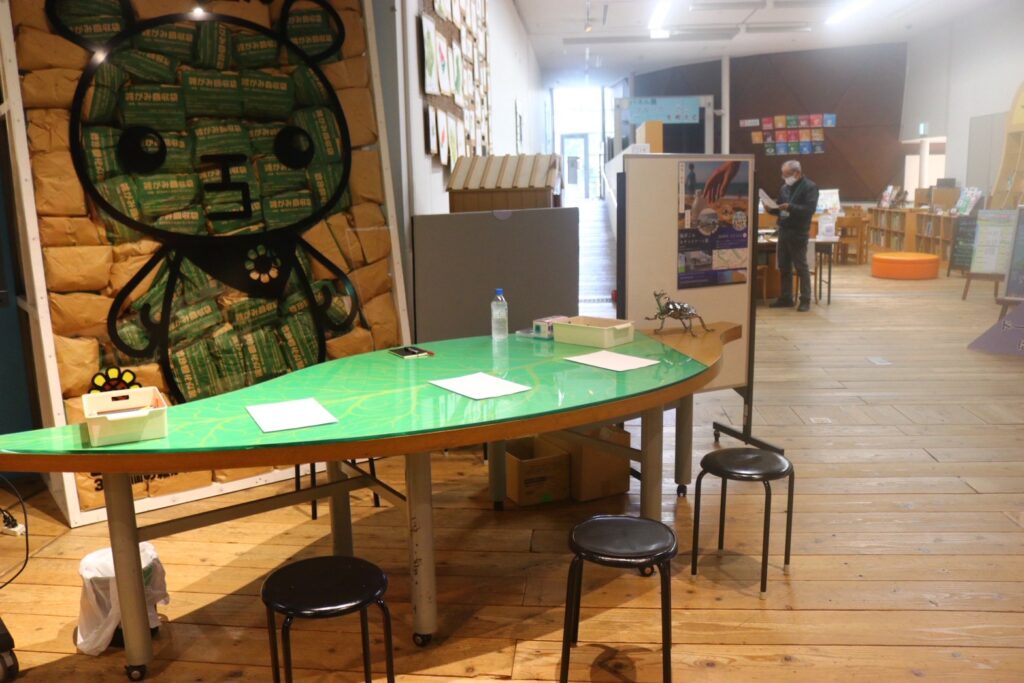 撮影者　Yutaro Tachibanaさん 御協力のもと活動記録写真で、タカミヤ環境ミュージアム（北九州市）にてワークショップ開催中の風景